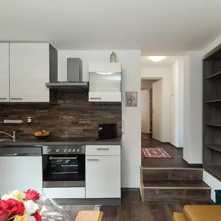 Apartment Seefeld / Deluxe Apartmentsuite 2 - #93079 *